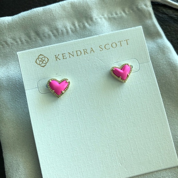 Kendra Scott Jewelry - Kendra Scott Ari Heart Studs